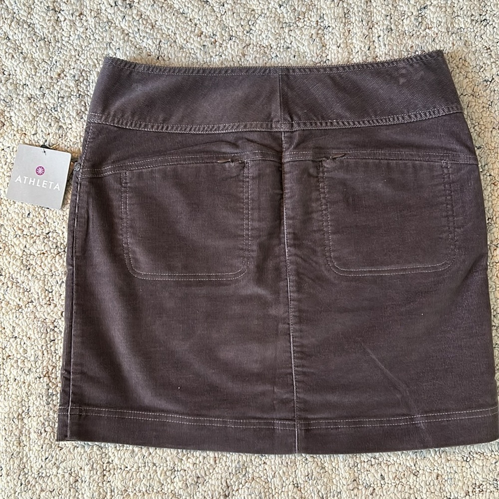 Athleta corduroy skirt, grey w/purple hue, size 8 - Picture 4 of 7